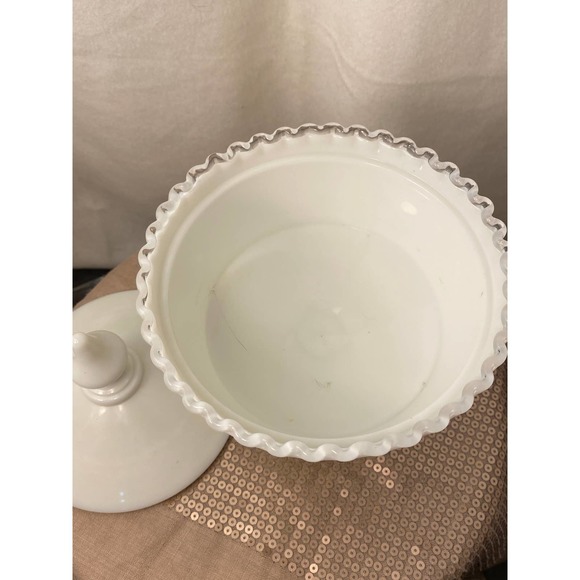 Vintage Fenton Silvercrest Ruffled Edge Milk Glass Footed Pedestal Candy Dish - Picture 6 of 15